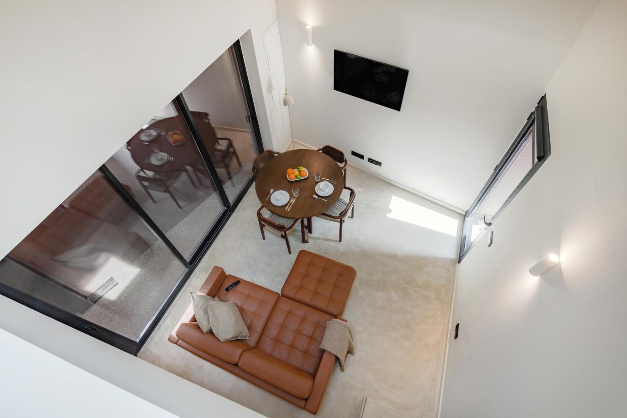 Minimalist Loft At Terracotta Collection * Oporto